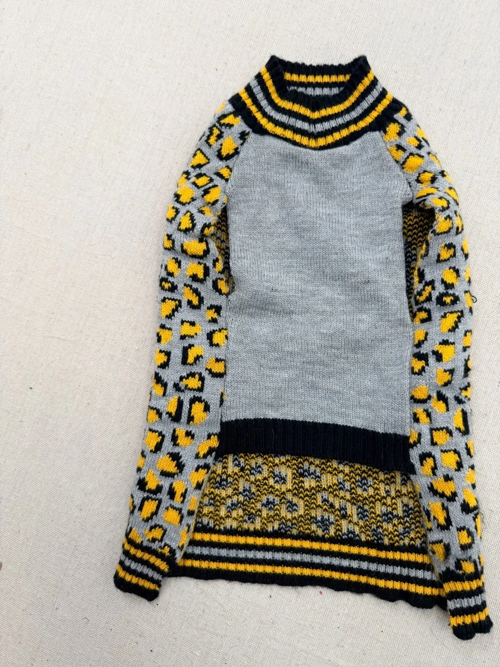 #FUR Fluencer Gray & Yellow Leopard Dog Sweater